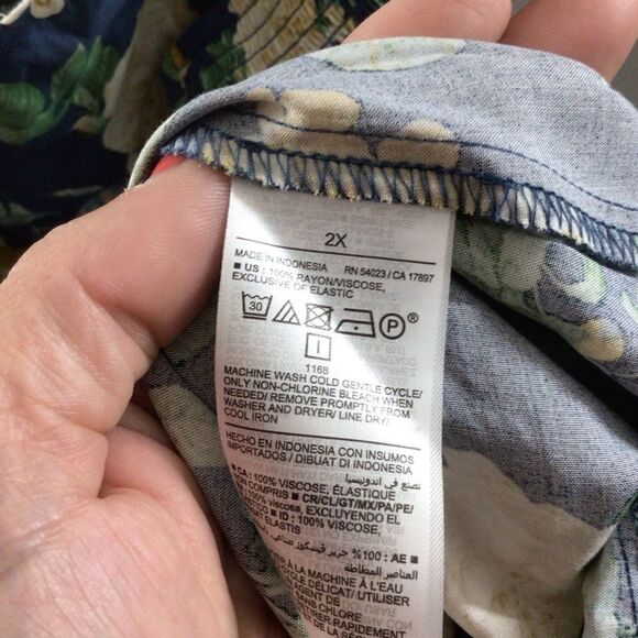 Women’s Old Navy‎ Fit And Flare Smocked Tie Strap Floral Mini Dress 2XL - Picture 4 of 7